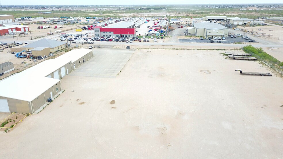 More Photos Of 10503 W County Rd 72, Midland Warehouse For Lease