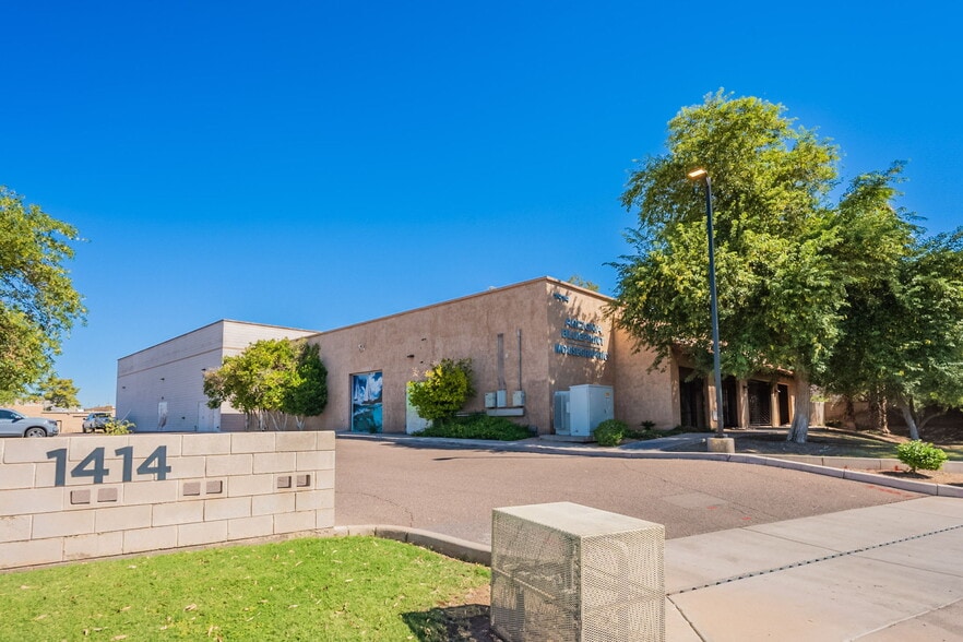 More Photos Of 1414 W 14th St, Tempe Warehouse For Sale