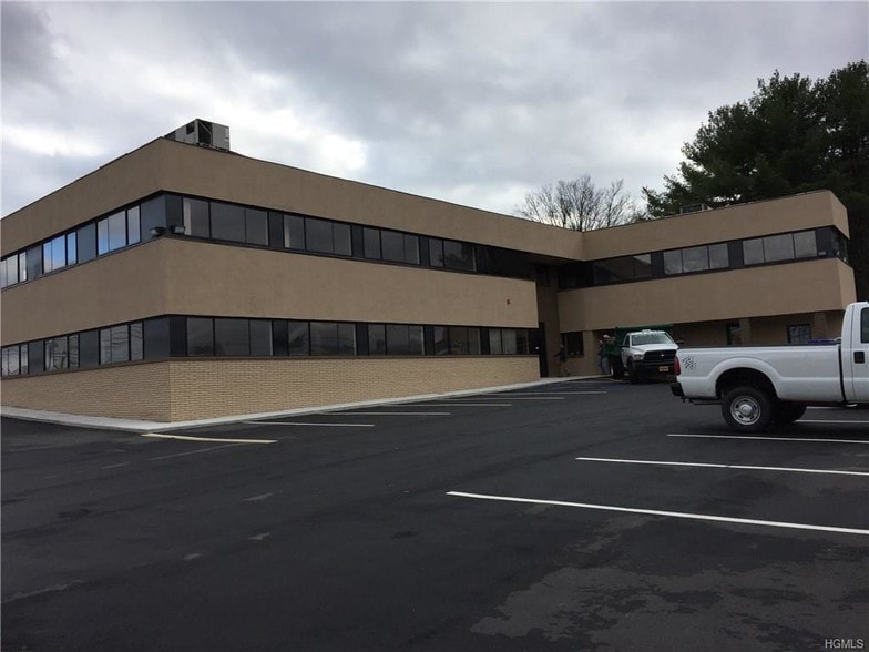 More Photos Of 53 Route 17K, Newburgh Office For Lease