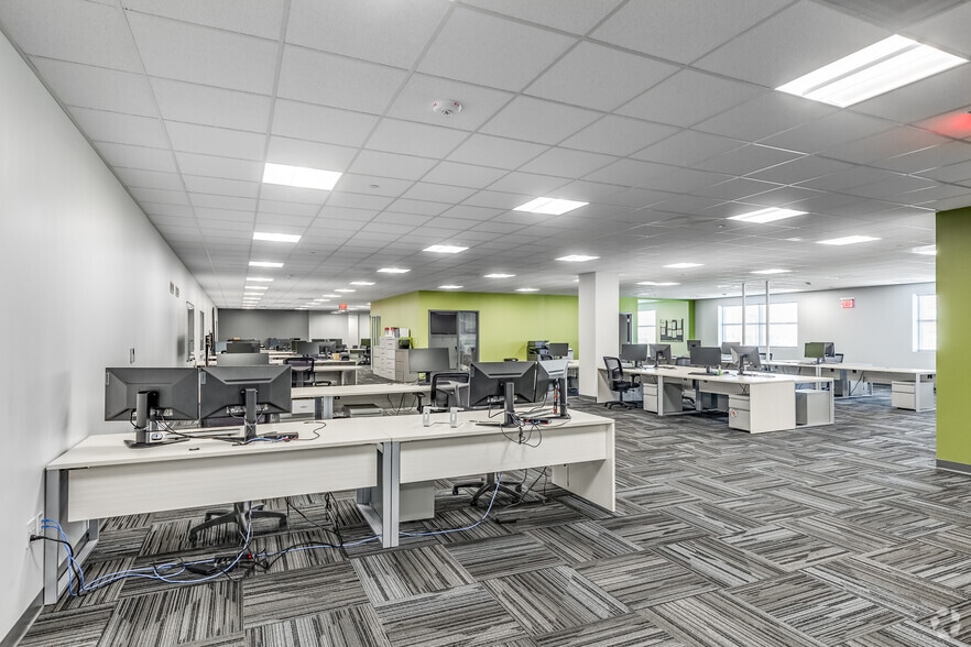 More Photos Of 4931 Executive Ct S, Frederick Unknown For Lease