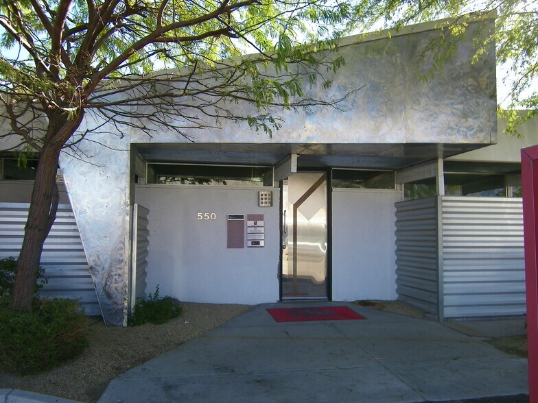 More Photos Of 550 S Oleander Rd, Palm Springs Office For Lease