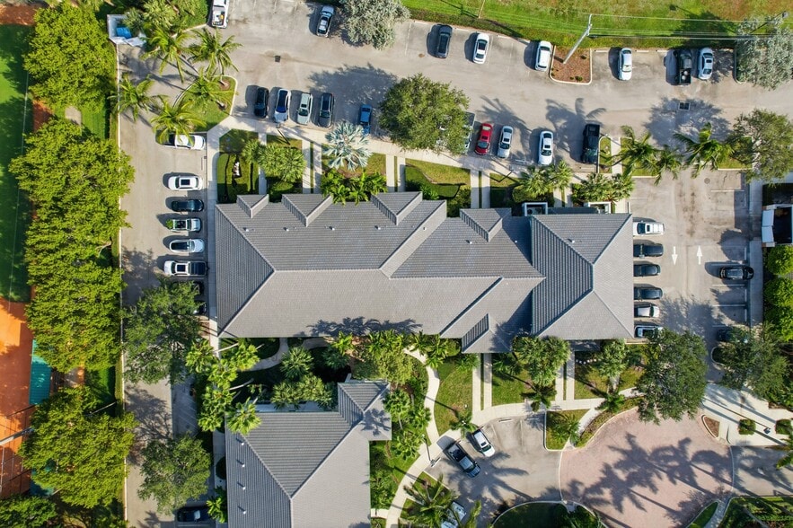 More Photos Of 3307 Northlake Blvd, Palm Beach Gardens Office For Sale