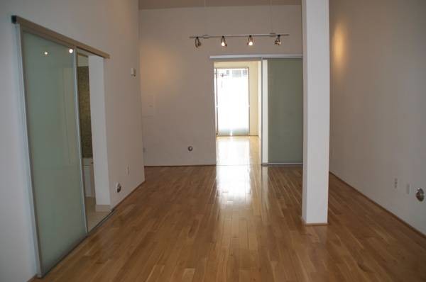 More Photos Of 8 Brooks Ave, Venice Apartments For Lease