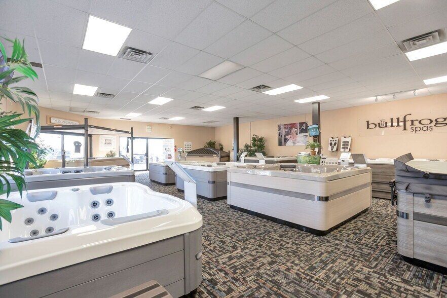 More Photos Of 5435 Boatworks Dr, Littleton Freestanding For Lease