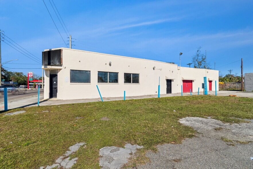 More Photos Of 715 McDuff Ave, Jacksonville Storefront Retail Residential For Sale