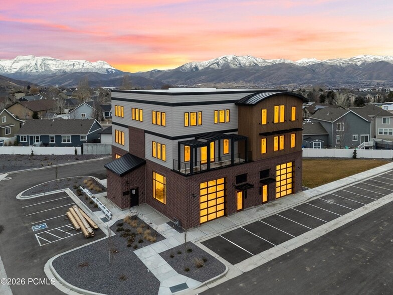 Primary Photo Of 1922 S Highway 40, Heber City Showroom For Sale