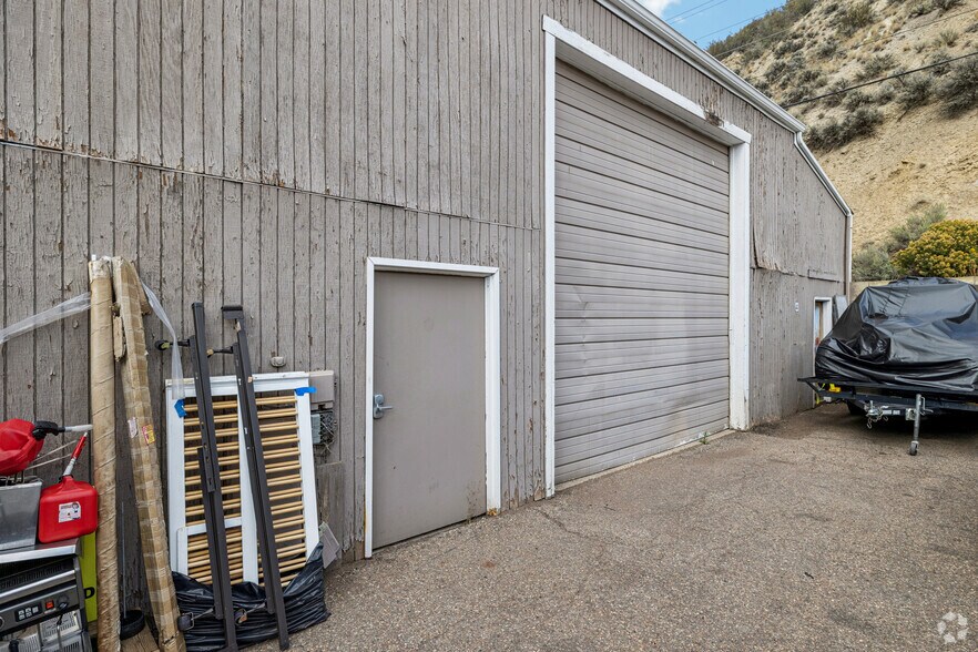 More Photos Of 80 Metcalf Rd, Avon Warehouse For Sale