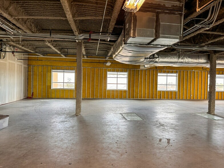 More Photos Of 13600 Horizon Blvd, Horizon City Hospital For Lease