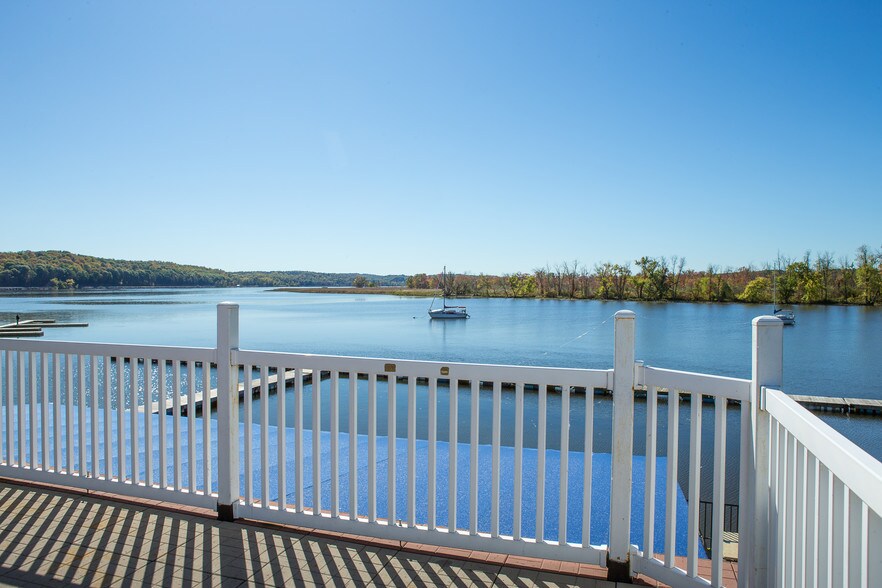 More Photos Of 7 Main St, Catskill General Retail For Sale