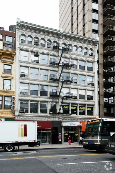 More Photos Of 10 E 23rd St, New York Office For Lease