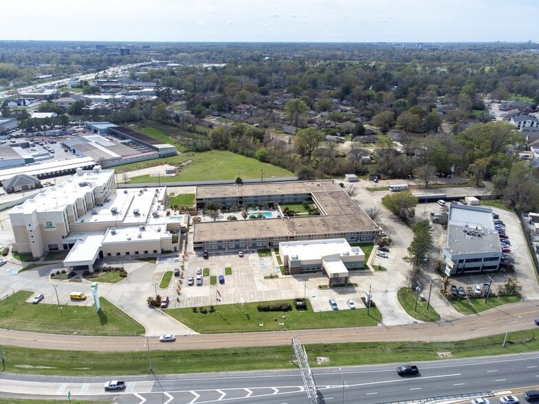 More Photos Of 9970 Airline Hwy, Baton Rouge Hotel For Sale