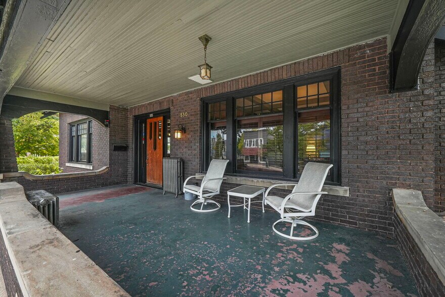 More Photos Of 530 S Union St, Traverse City Medical For Sale