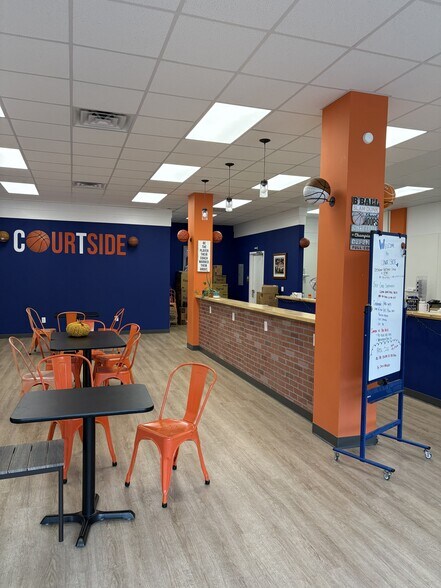 More Photos Of 3466 Main St, Coventry Unknown For Lease