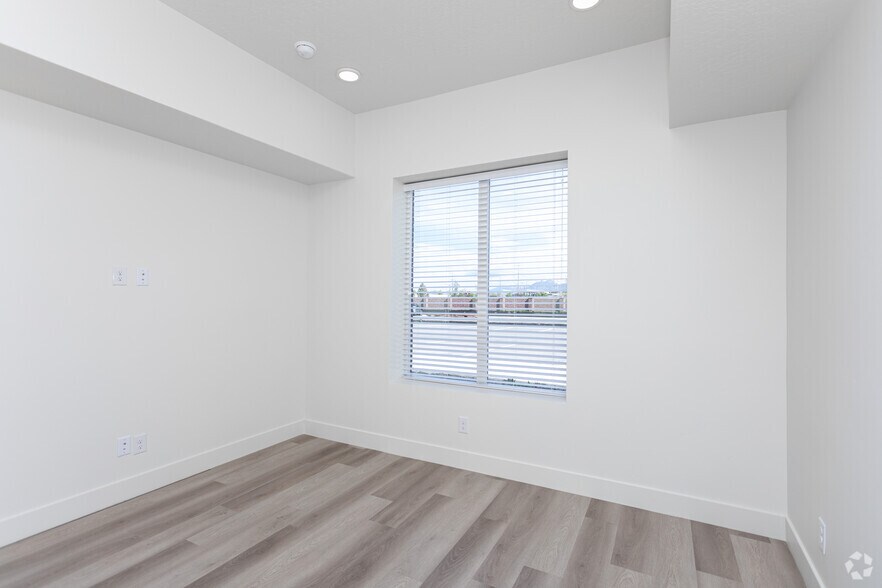 More Photos Of 655 S 1200 W, Springville Apartments For Lease