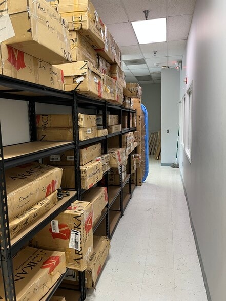 More Photos Of 10498 Colonel Ct, Manassas Research And Development For Sale