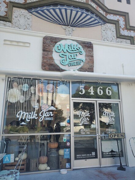 More Photos Of 5466-5484 Wilshire Blvd, Los Angeles Office For Lease