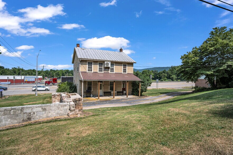 More Photos Of 3 Orchard Rd, Liverpool Winery Vineyard For Sale