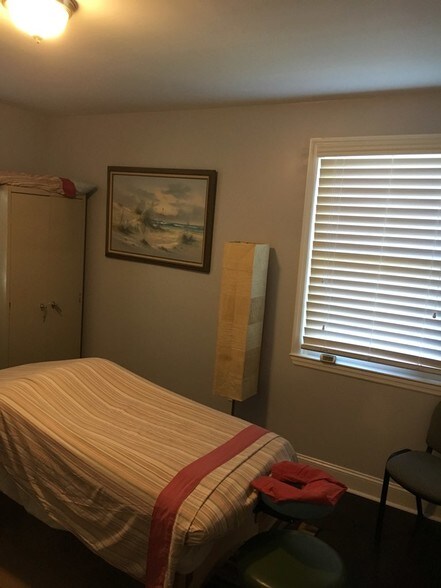 More Photos Of 1422 Ashley River Rd, Charleston Office Residential For Sale