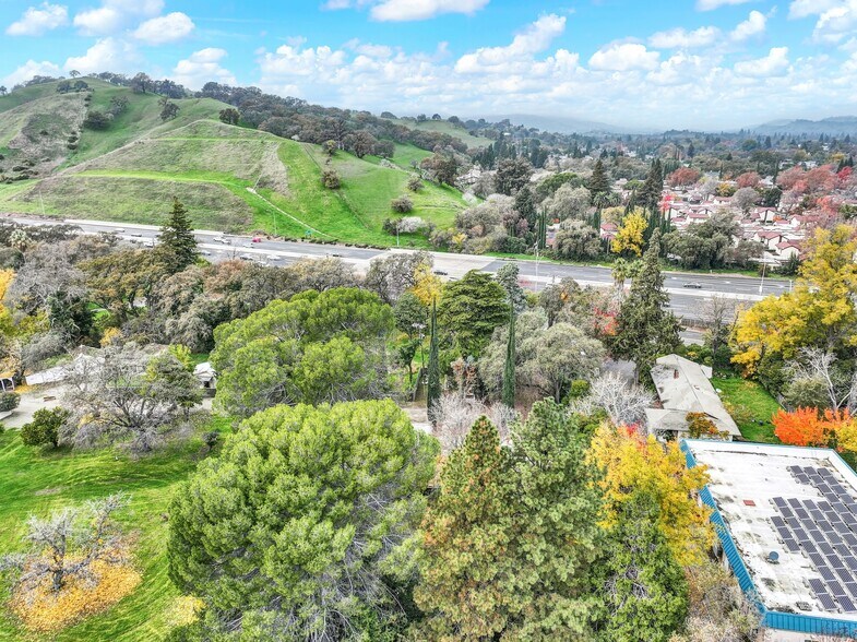 More Photos Of 300-316 Butcher Rd, Vacaville Land For Sale