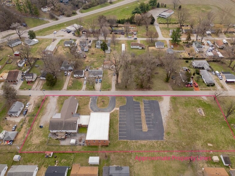 More Photos Of 8861 Botanical Ave, Caseyville Specialty For Sale