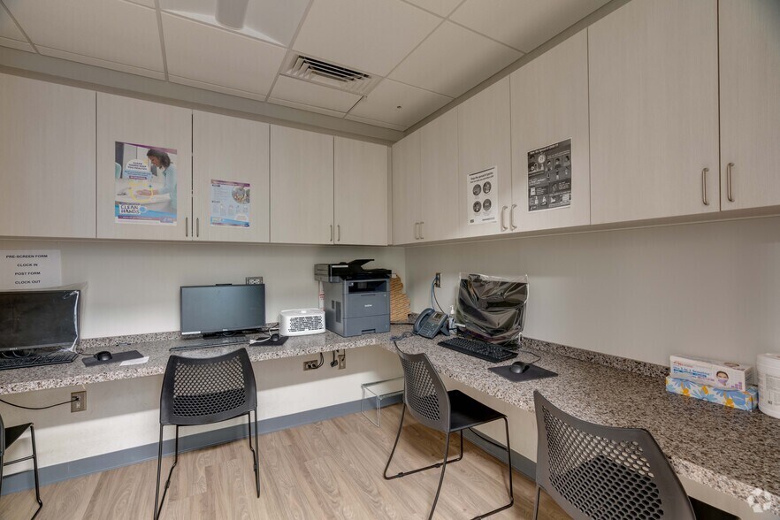 More Photos Of 105 W Madison St, Chicago Office Residential For Sale