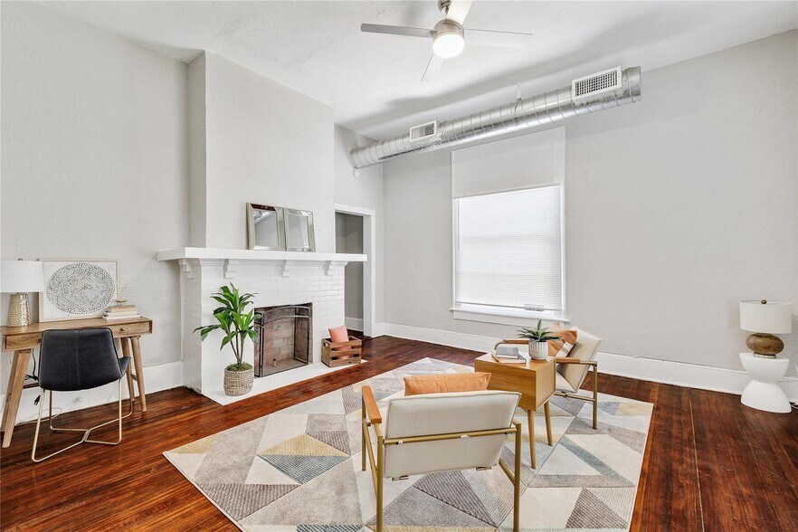 More Photos Of 4630 Junius St, Dallas Multifamily For Sale