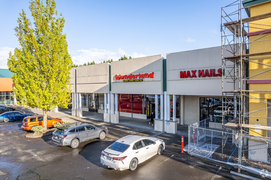 More Photos Of 100-400 E Burnside Rd, Gresham Unknown For Lease