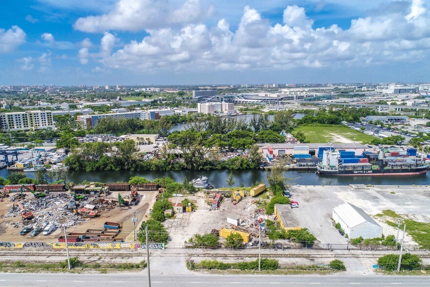 More Photos Of 3440 NW North River Dr, Miami Land For Sale