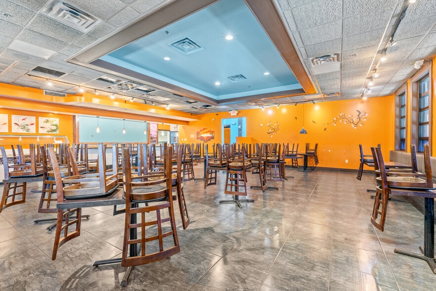 More Photos Of 801 Highway 17 S, North Myrtle Beach Restaurant For Sale