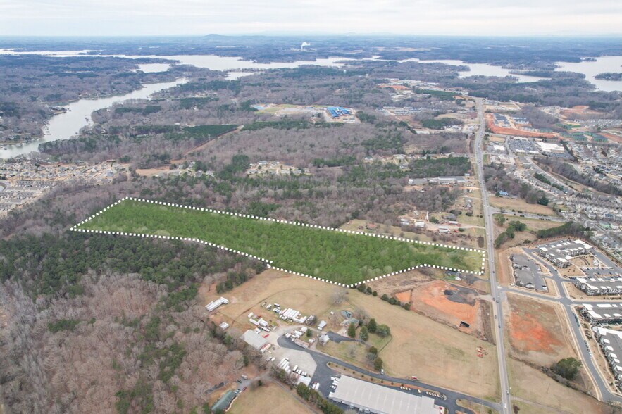 More Photos Of 825 River Hwy, Mooresville Land For Sale