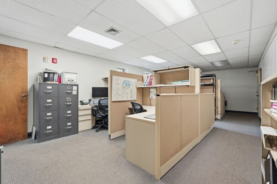 More Photos Of 665 Amherst Rd, Sunderland Research And Development For Sale