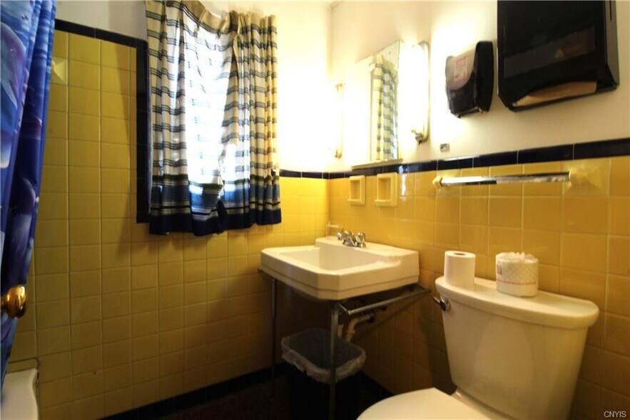 More Photos Of 41 Howard Ave, Binghamton Office Residential For Lease