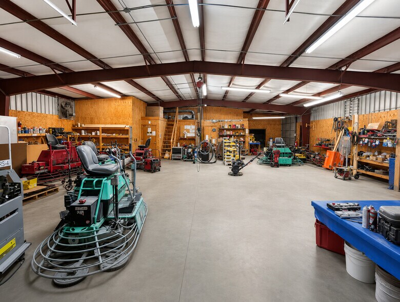 More Photos Of 355 South Ave, Spartanburg Light Manufacturing For Lease