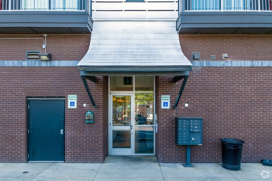 More Photos Of 2808 7th Ave S, Birmingham Apartments For Lease