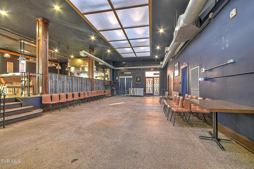 More Photos Of 171 Piedmont Ave, Bristol General Retail For Sale