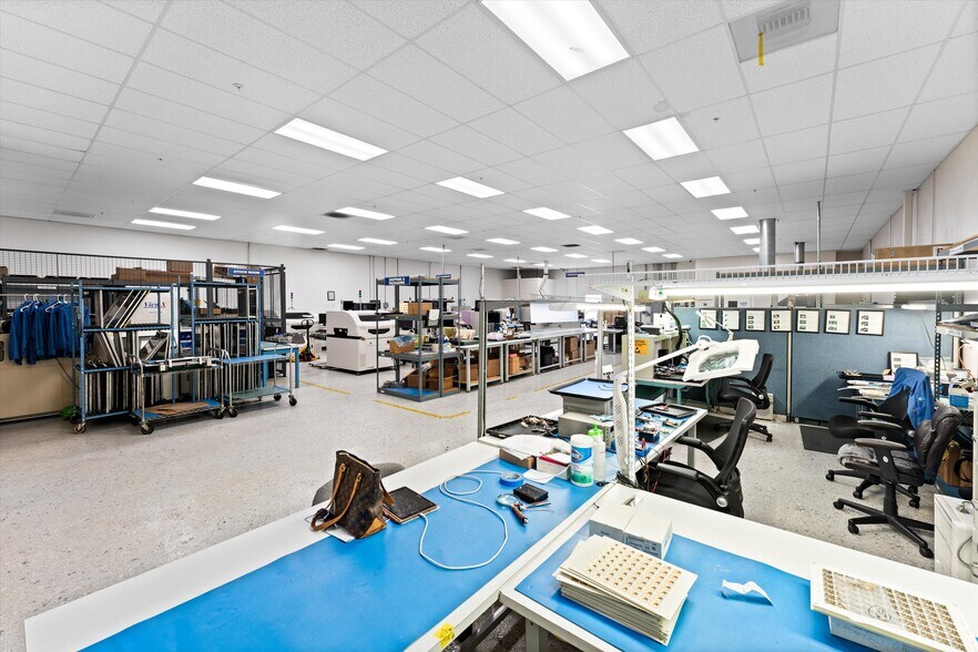 More Photos Of 7433-7439 Lampson Ave, Garden Grove Warehouse For Sale