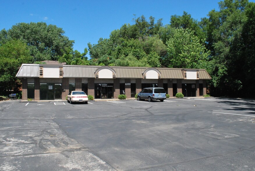 More Photos Of 8345 University Blvd, Clive Office For Lease