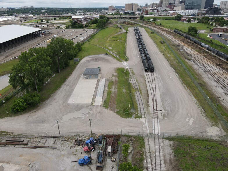 More Photos Of 600 E Independence St, Tulsa Land For Lease
