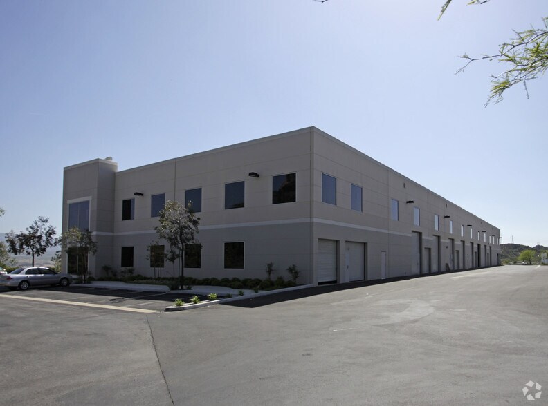 More Photos Of 28338 Constellation Rd, Valencia Light Manufacturing For Lease