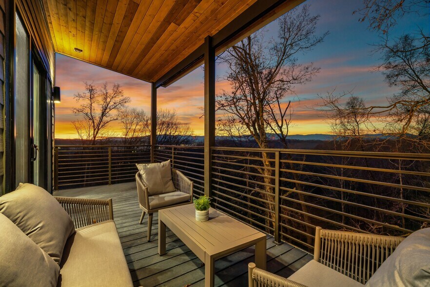 More Photos Of 514 New Venture Wy, Sevierville Hospitality For Sale