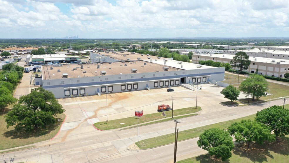 More Photos Of 3405 Roy Orr Blvd, Grand Prairie Warehouse For Lease