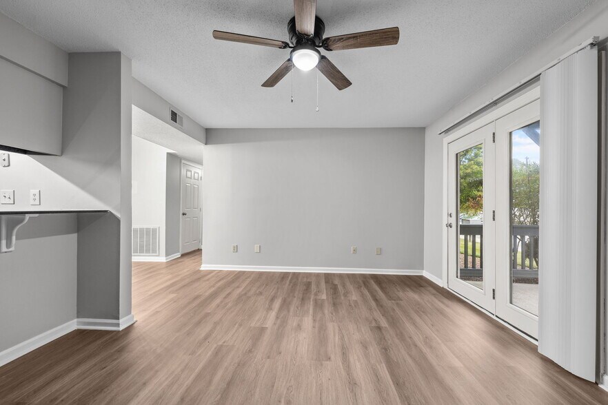 More Photos Of 920 Highland Ave, Greensboro Apartments For Sale
