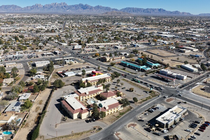 More Photos Of 790 Avenida de Mesilla, Las Cruces Hotel For Sale