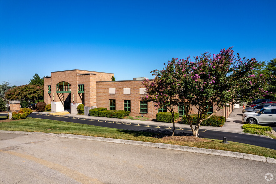 Primary Photo Of 4005 Fountain Valley Dr, Knoxville Medical For Lease