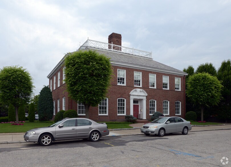 More Photos Of 6 Mutual Pl, Providence Office For Lease