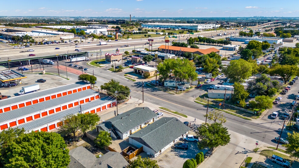 More Photos Of 2001 Carl Rd, Irving Apartments For Sale