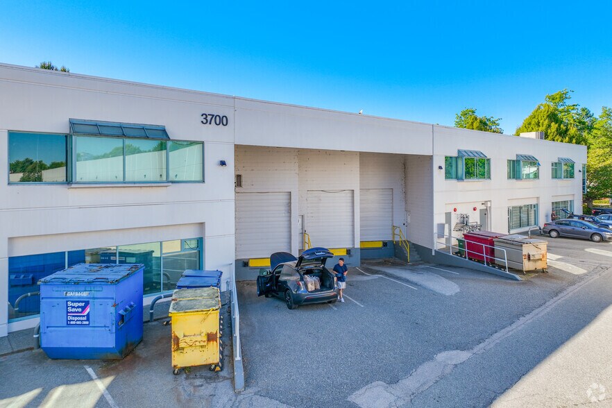 More Photos Of 3700 N Fraser Way, Burnaby Light Distribution For Lease