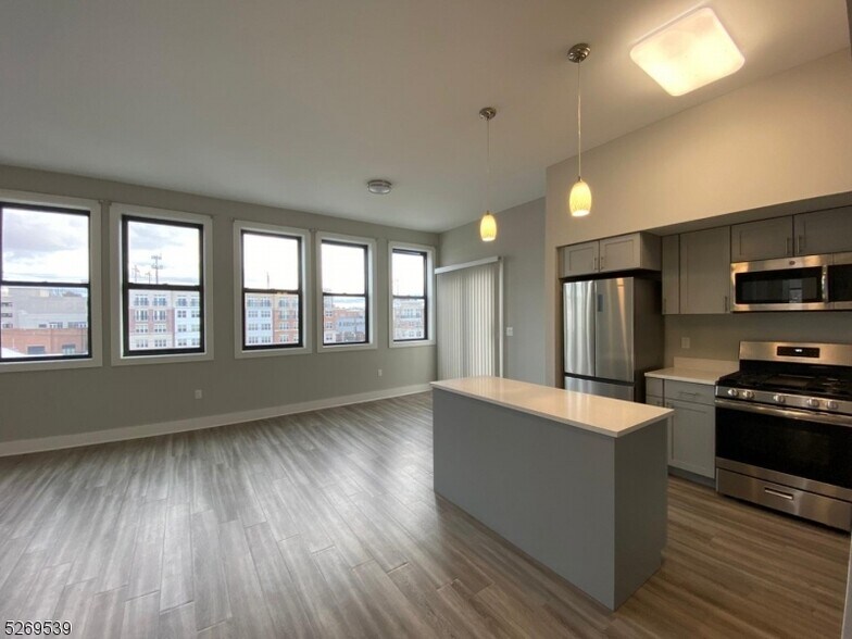 More Photos Of 22 Center St, Metuchen Apartments For Sale