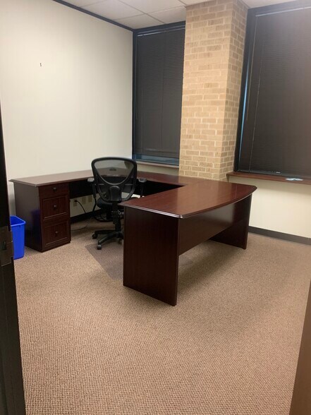 More Photos Of 9300 Jollyville Rd, Austin Office For Lease