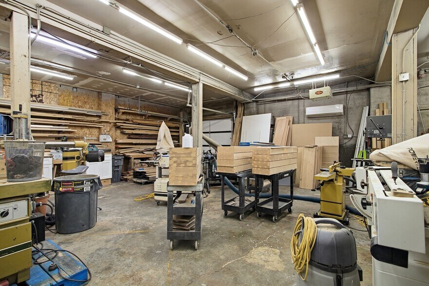 More Photos Of 1621 N Beck St, Salt Lake City Warehouse For Sale